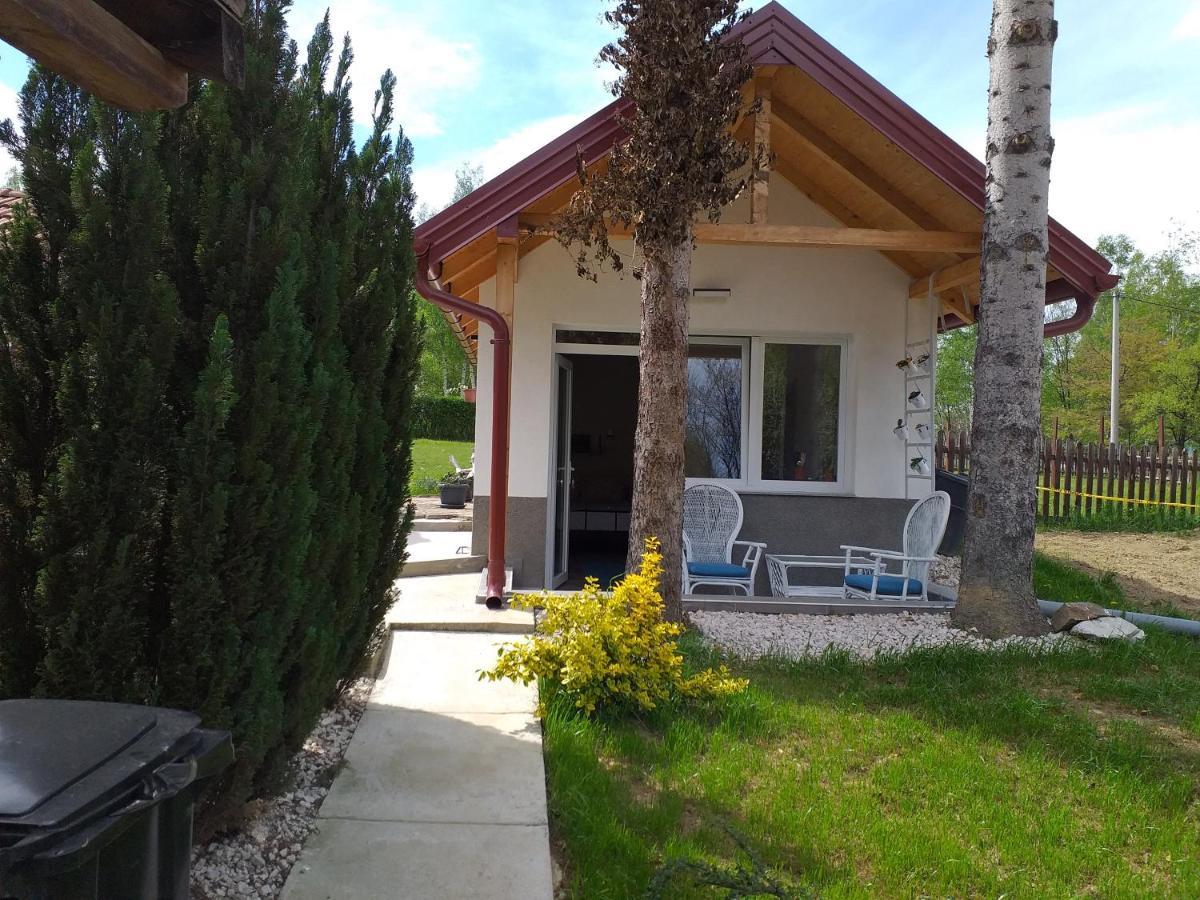 Holiday Home Tunnel Ravne Visoko Kültér fotó